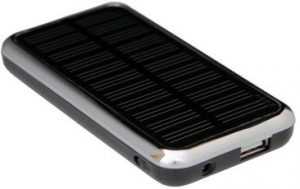 ЗУ на солнечных батареях должно иметь разъём для зарядки от сети