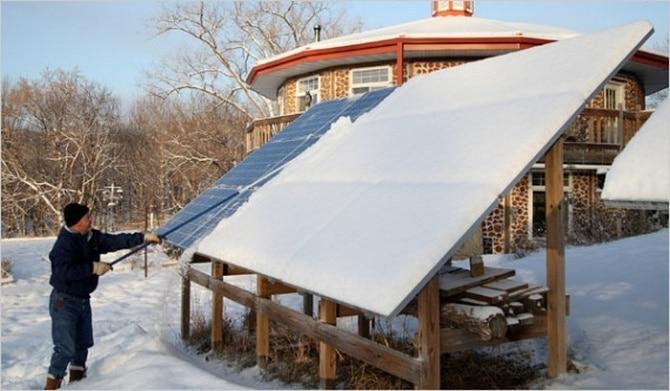 Солнечная батарея зимой